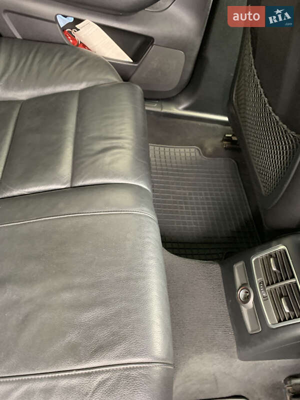 Седан Audi A6 2006 в Глобине