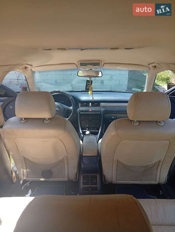Универсал Audi A6 2000 в Тлумаче