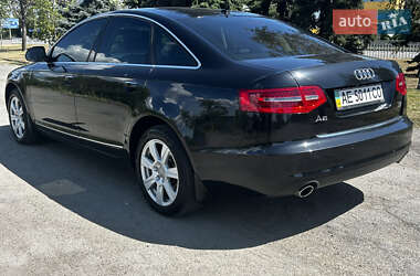 Седан Audi A6 2010 в 
