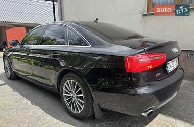 Седан Audi A6 2012 в 