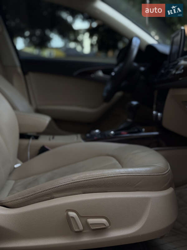 Седан Audi A6 2014 в Ивано-Франковске