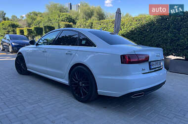 Седан Audi A6 2016 в 
