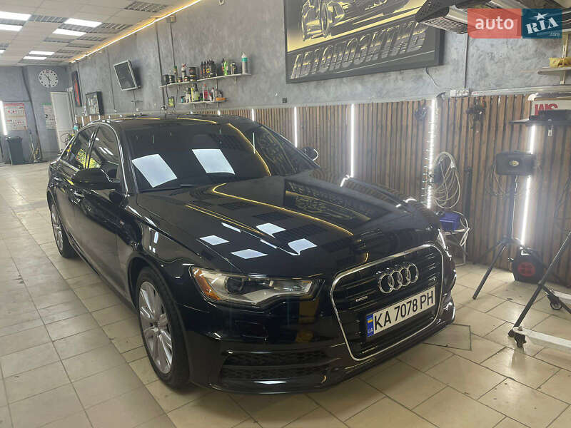 Седан Audi A6 2014 в 