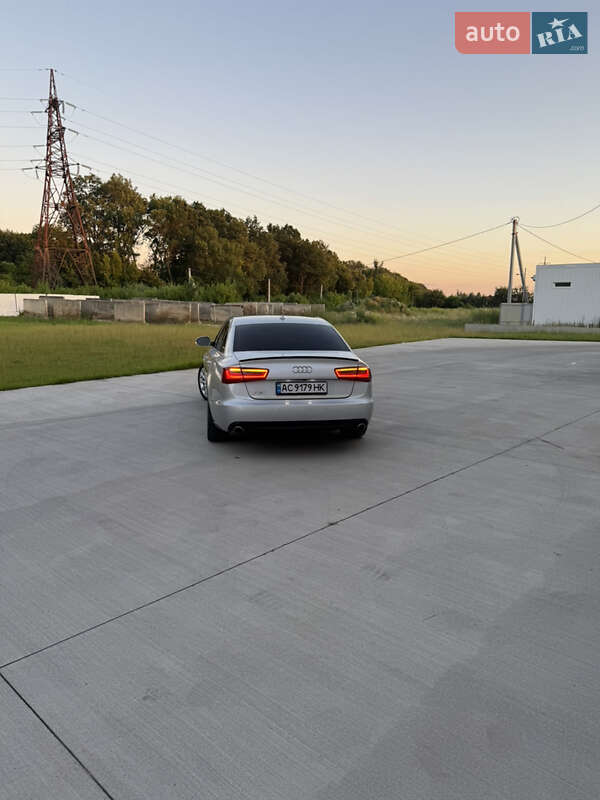 Седан Audi A6 2013 в Луцке