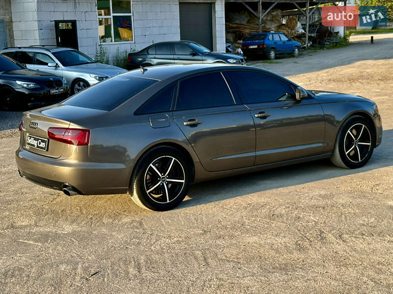 Седан Audi A6 2011 в Ровно
