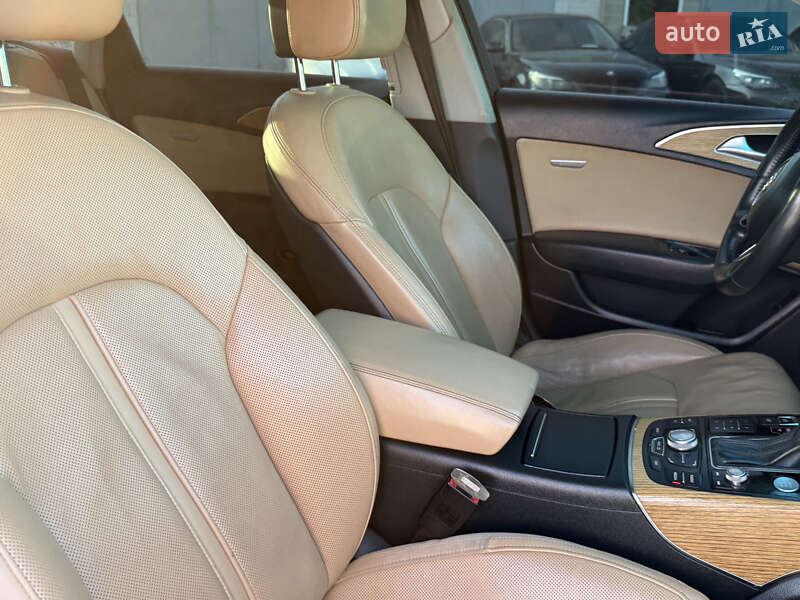 Седан Audi A6 2011 в Ровно