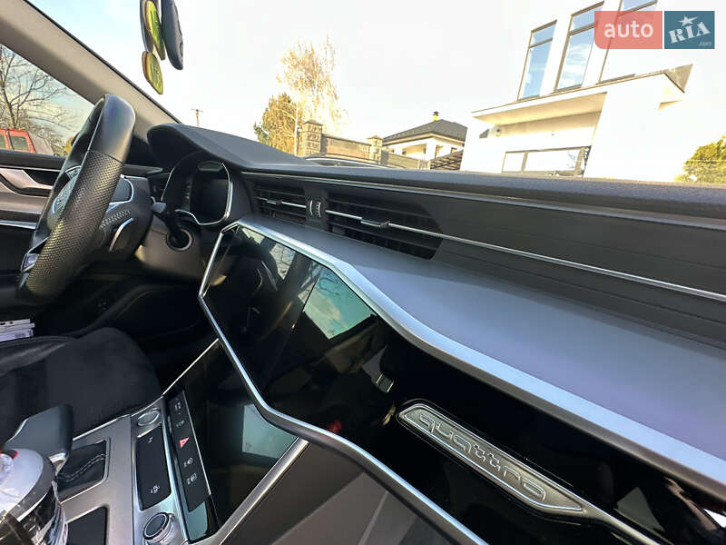 Седан Audi A6 2020 в Ужгороде