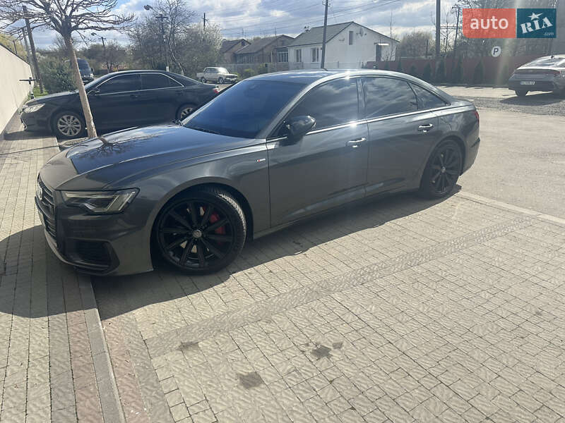 Седан Audi A6 2020 в Ужгороде