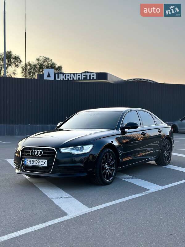Седан Audi A6 2011 в 