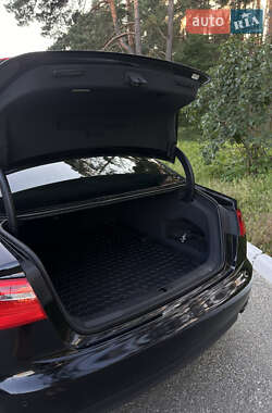 Седан Audi A6 2012 в 