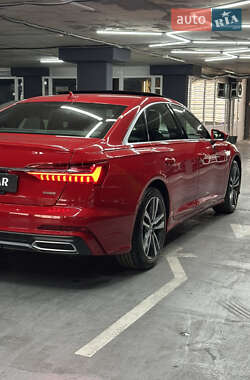 Седан Audi A6 2018 в 