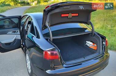 Седан Audi A6 2015 в 