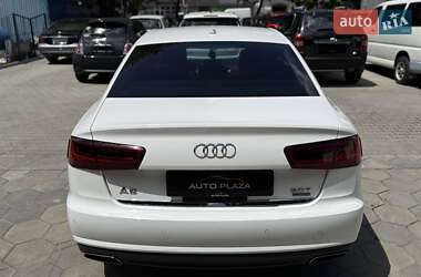 Седан Audi A6 2015 в 