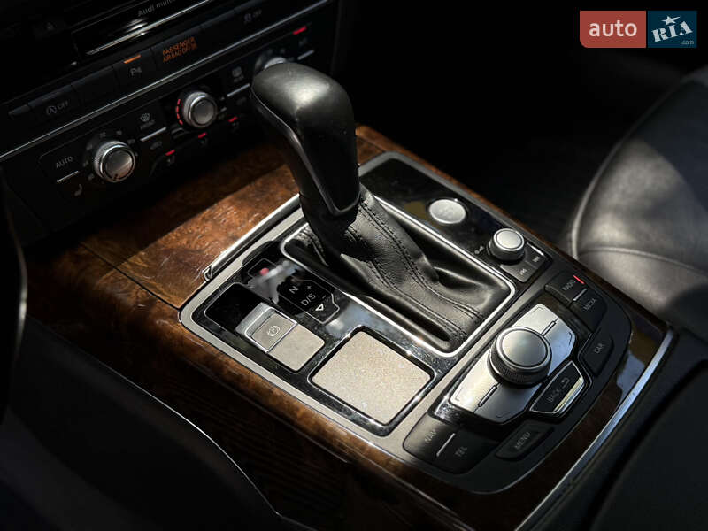 Седан Audi A6 2015 в Одессе