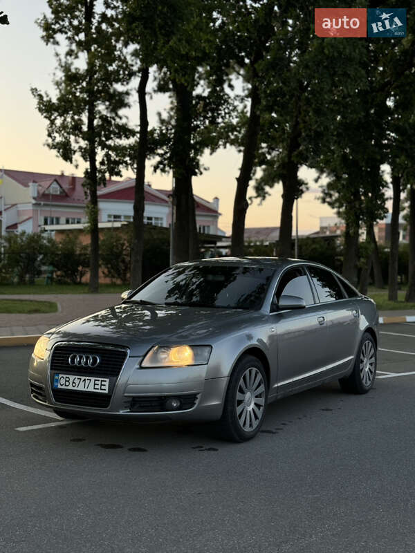 Седан Audi A6 2004 в 
