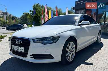 Седан Audi A6 2012 в 