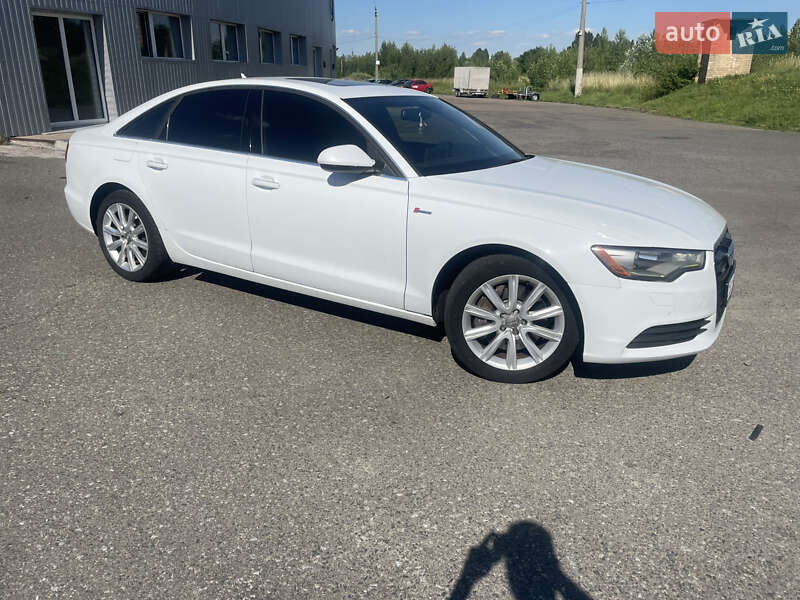 Седан Audi A6 2012 в 