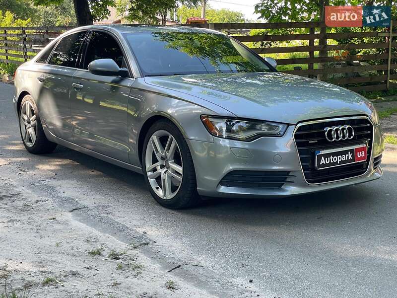 Седан Audi A6 2014 в Киеве