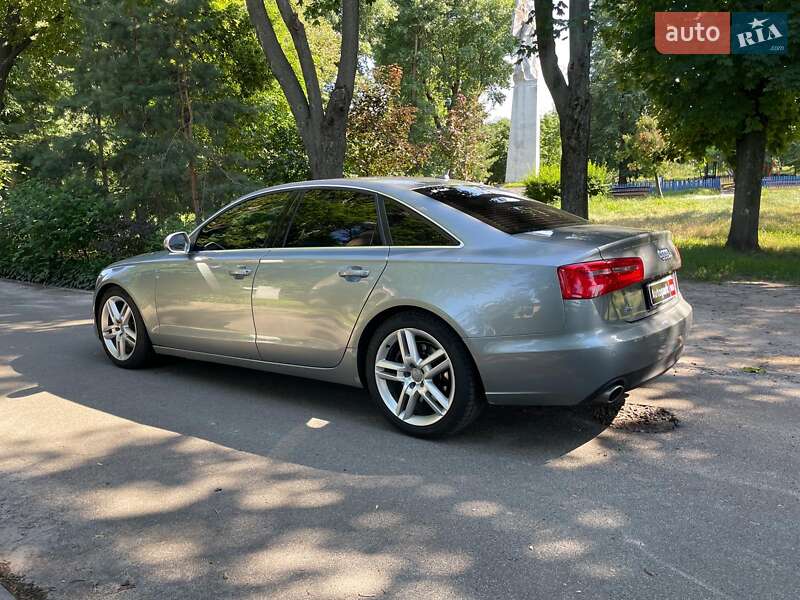 Седан Audi A6 2014 в Киеве