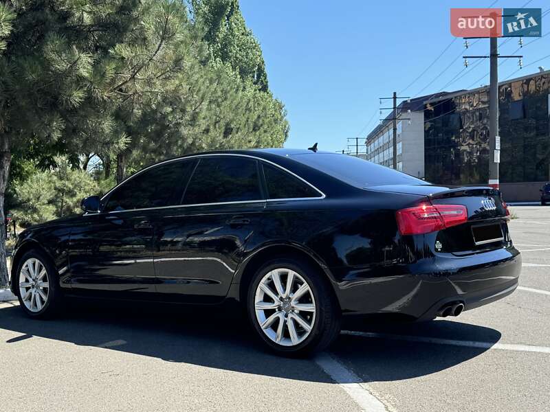 Седан Audi A6 2012 в Одессе
