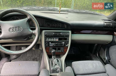Универсал Audi A6 1996 в 