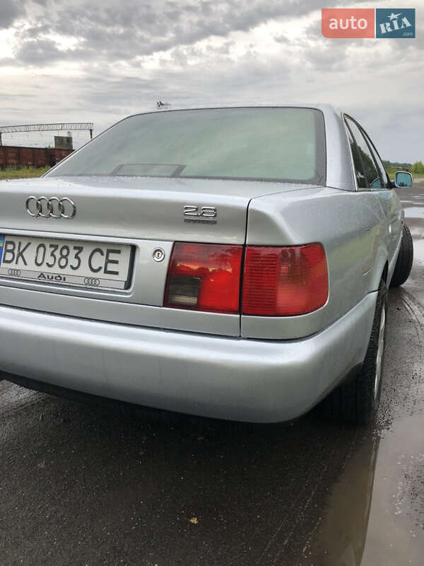 Седан Audi A6 1996 в Луцке