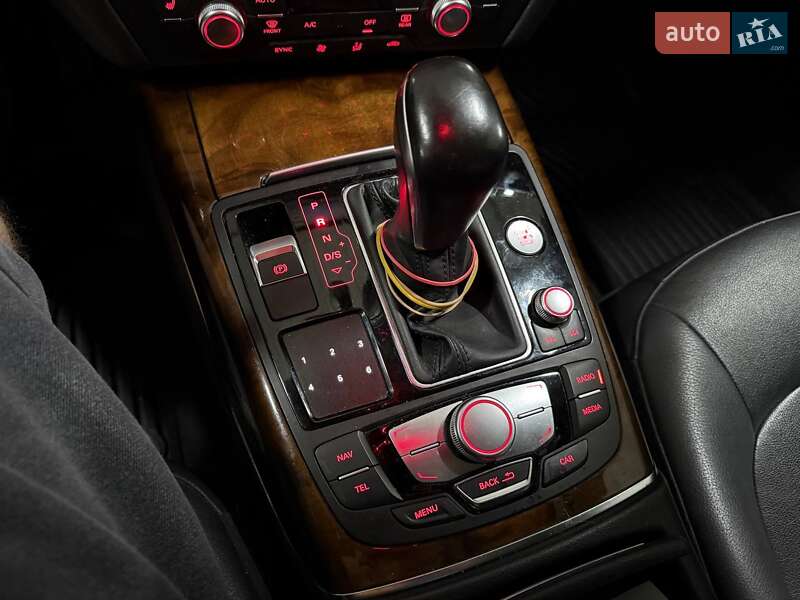 Седан Audi A6 2015 в Киеве