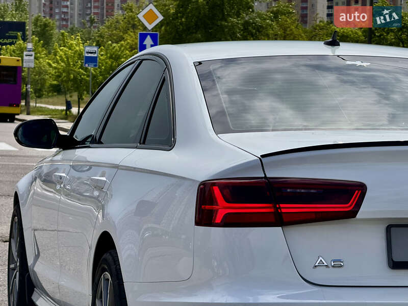 Седан Audi A6 2017 в Киеве