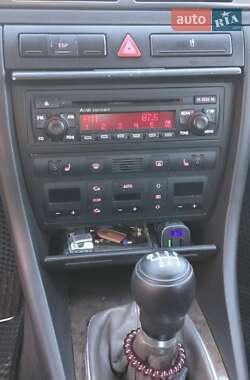 Универсал Audi A6 2003 в 