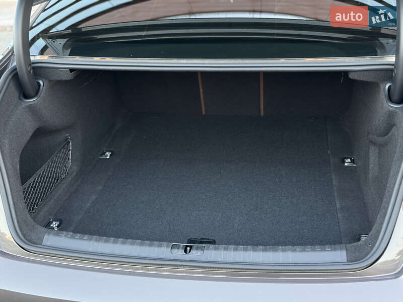 Седан Audi A6 2020 в Києві