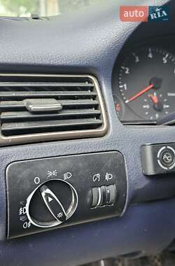 Универсал Audi A6 1999 в 