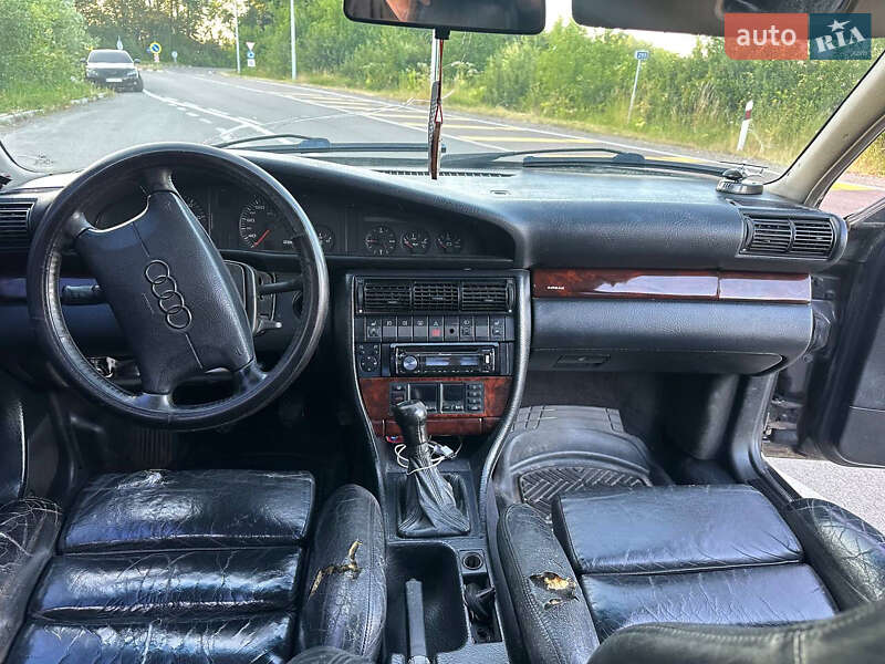 Седан Audi A6 1995 в Богородчанах