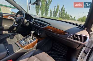 Седан Audi A6 2016 в 