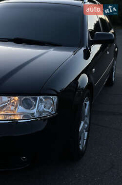 Универсал Audi A6 2004 в 