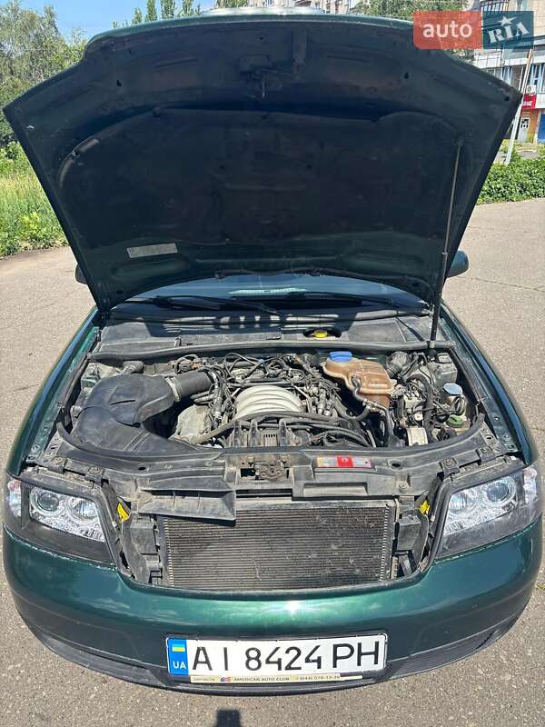 Седан Audi A6 1999 в Сарнах