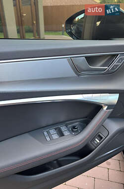 Седан Audi A6 2022 в 