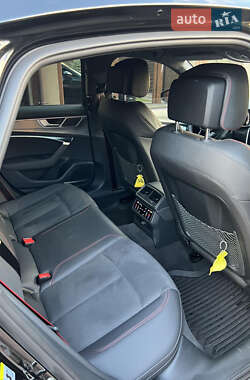 Седан Audi A6 2022 в 