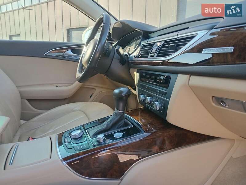 Седан Audi A6 2014 в Львове