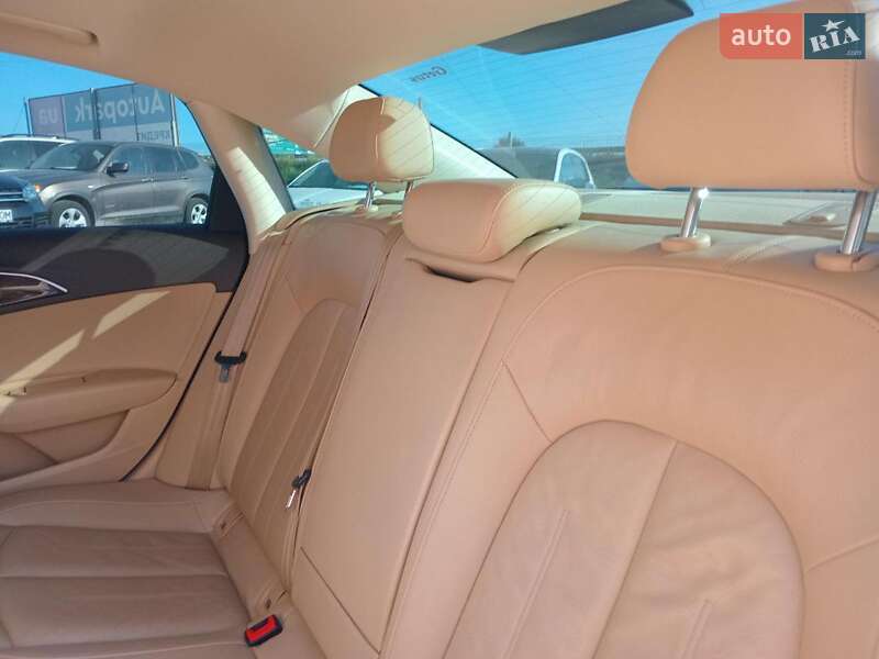 Седан Audi A6 2014 в Львове