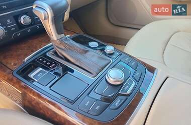 Седан Audi A6 2014 в 