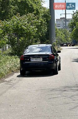 Седан Audi A6 2001 в 