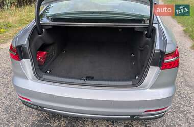 Седан Audi A6 2019 в 