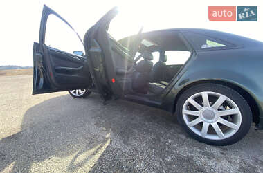 Седан Audi A6 2002 в 