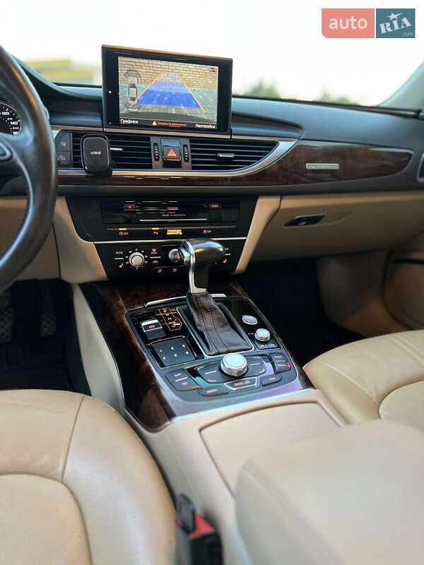Седан Audi A6 2014 в Киеве