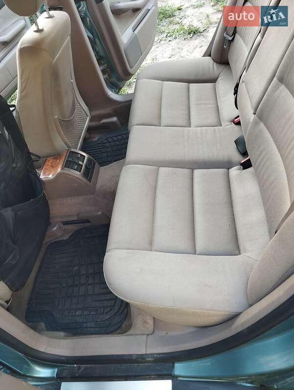 Седан Audi A6 2000 в Глухове