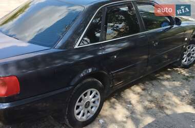 Седан Audi A6 1995 в 