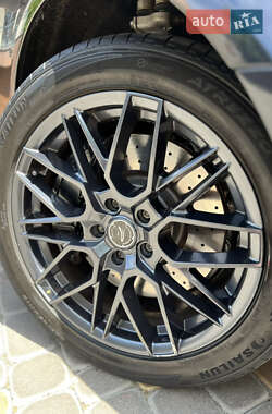 Седан Audi A6 2012 в 