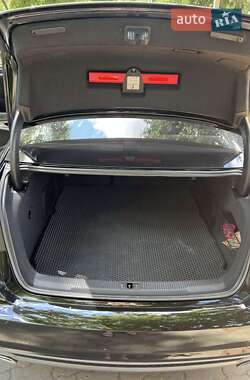 Седан Audi A6 2016 в 