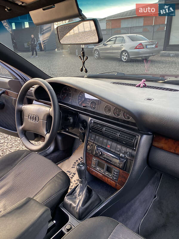 Седан Audi A6 1996 в Луцьку