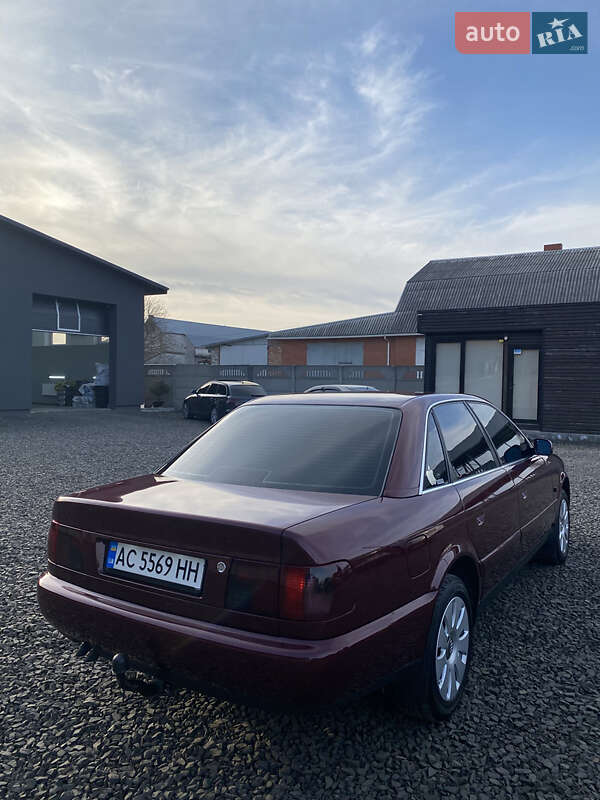 Седан Audi A6 1996 в Луцьку